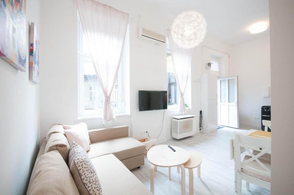 Cs3 Csanyi Apartment ブダペスト エクステリア 写真